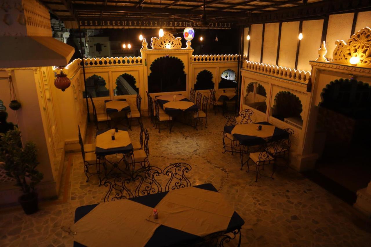 Baba Palace - A Heritage Hotel, Udaipur Exterior photo