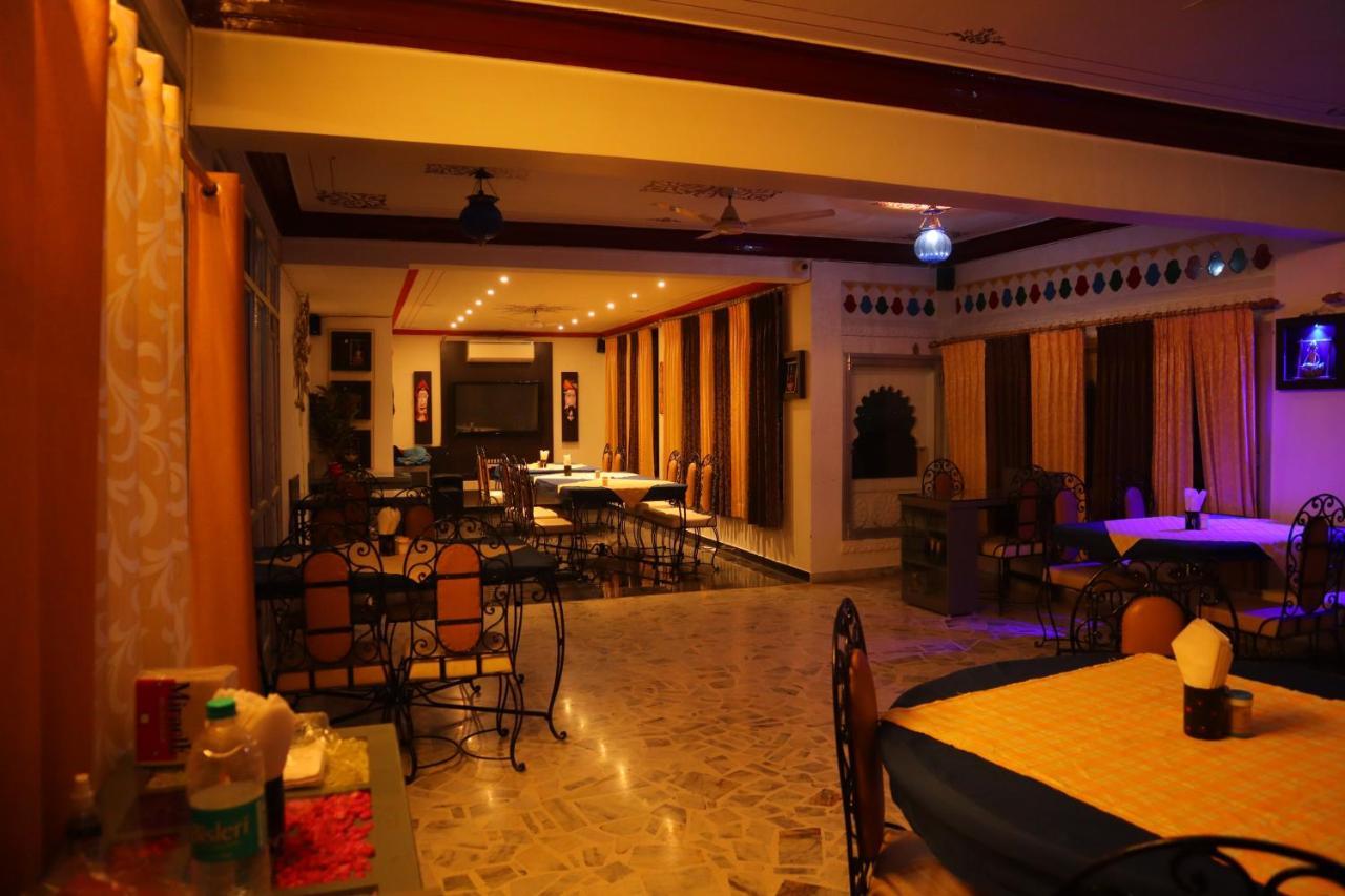 Baba Palace - A Heritage Hotel, Udaipur Exterior photo