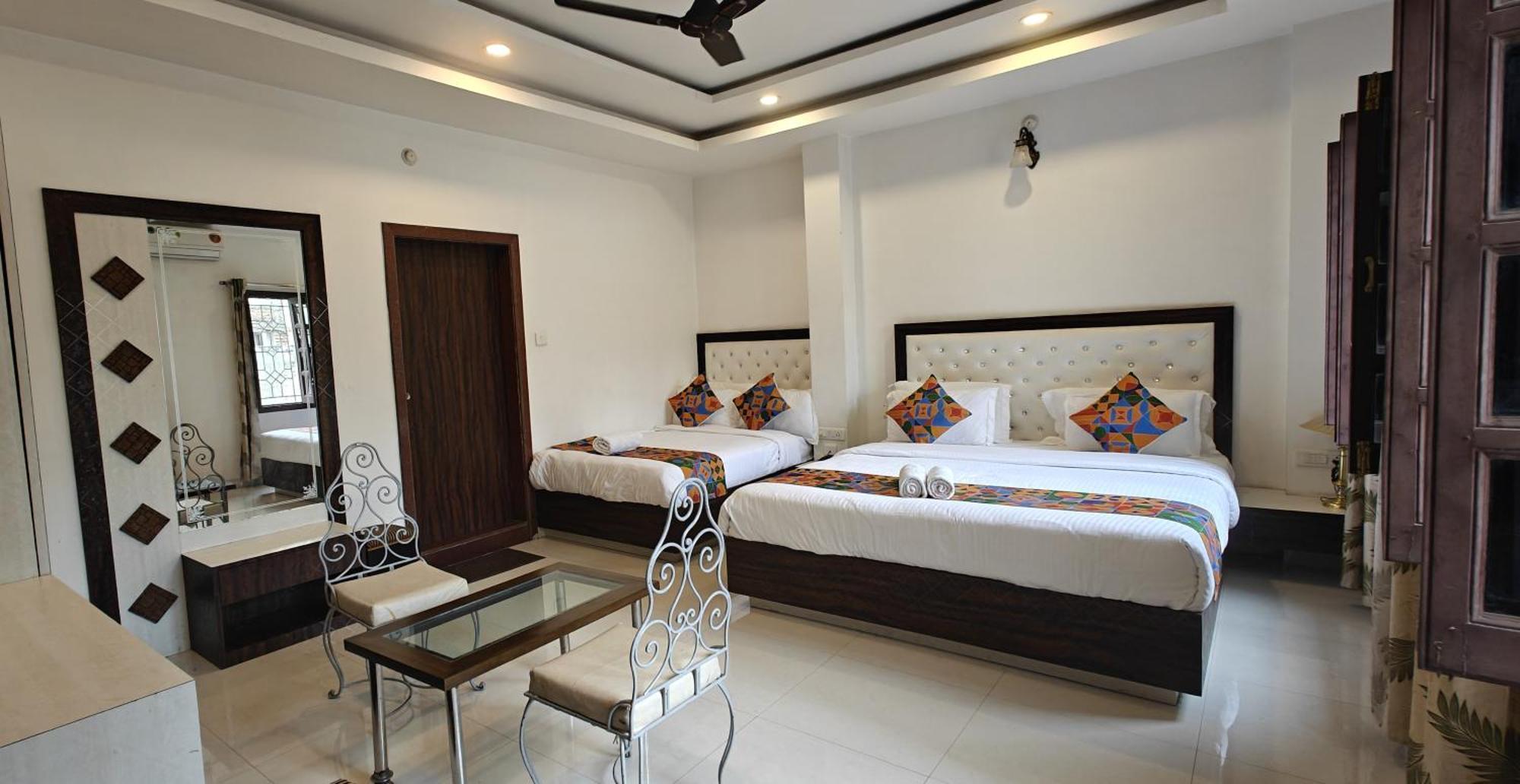 Baba Palace - A Heritage Hotel, Udaipur Exterior photo