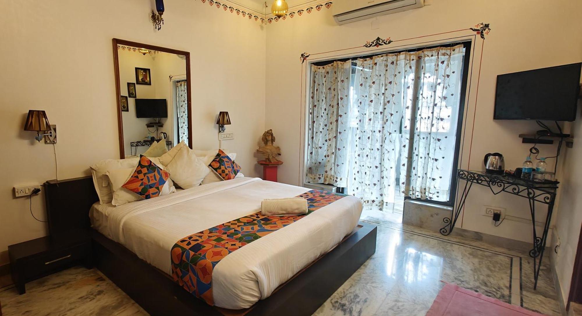 Baba Palace - A Heritage Hotel, Udaipur Exterior photo