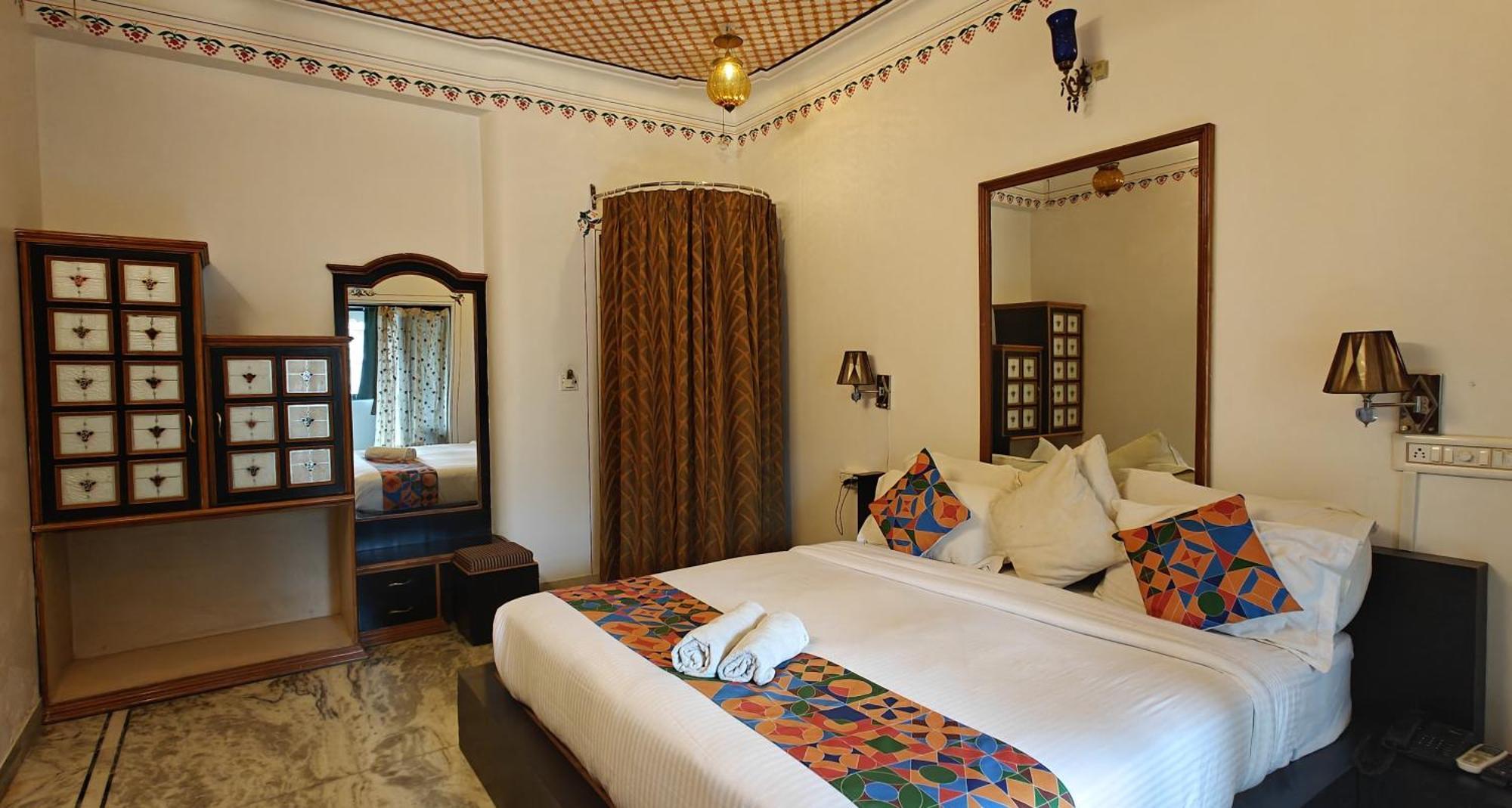 Baba Palace - A Heritage Hotel, Udaipur Exterior photo