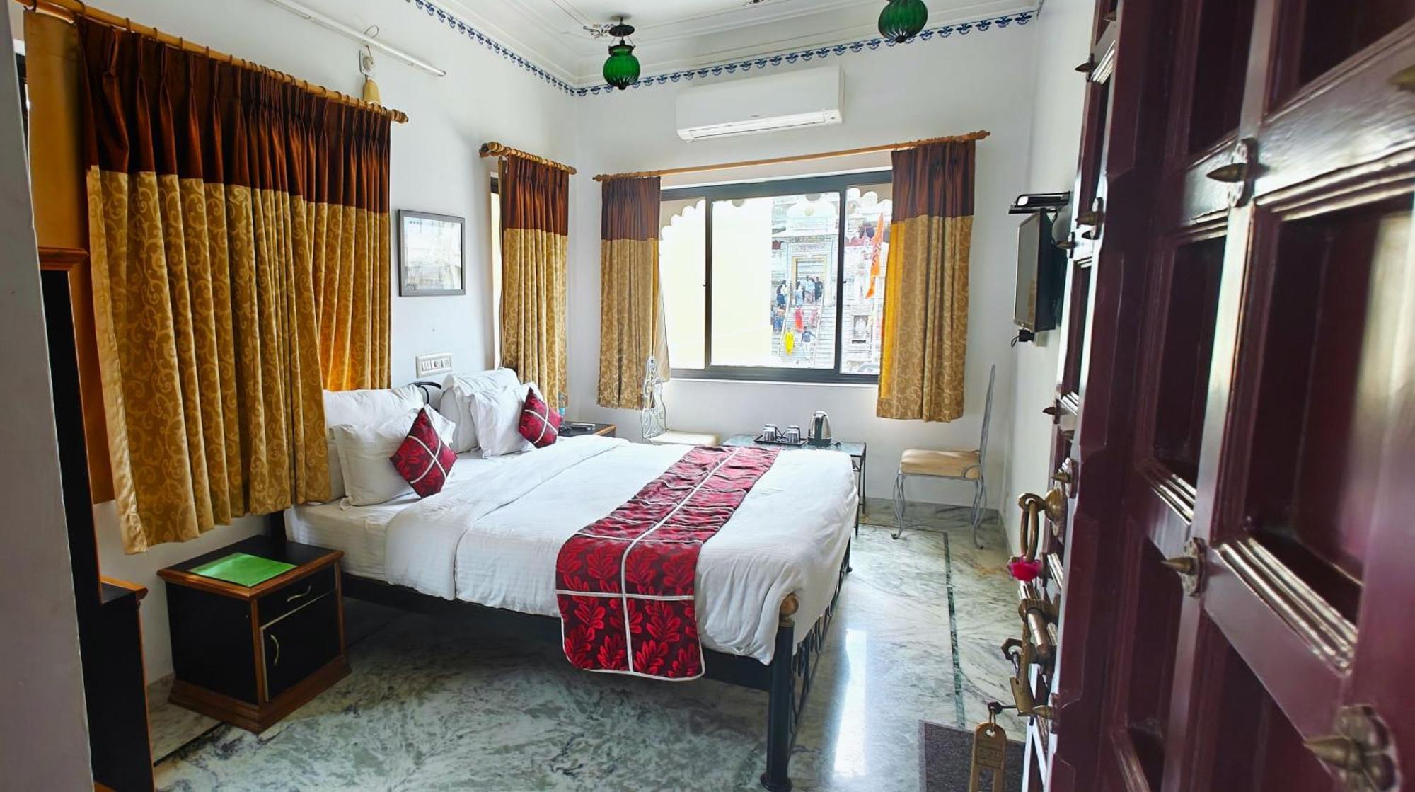 Baba Palace - A Heritage Hotel, Udaipur Exterior photo
